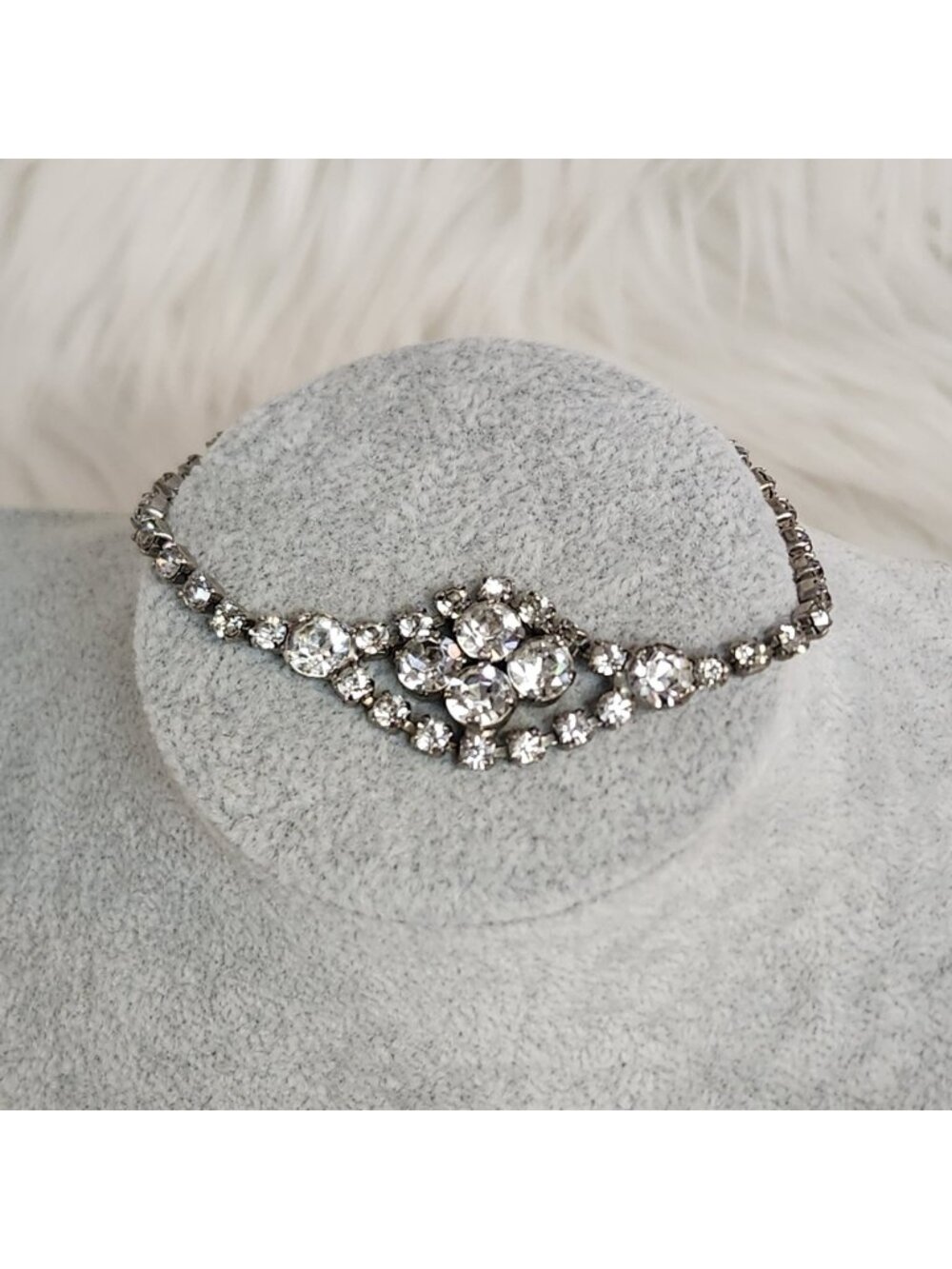 Vintage Art Deco Style Rhinestone Link Bracelet Silver Tone 1950s Retro Costume - Picture 6 of 9